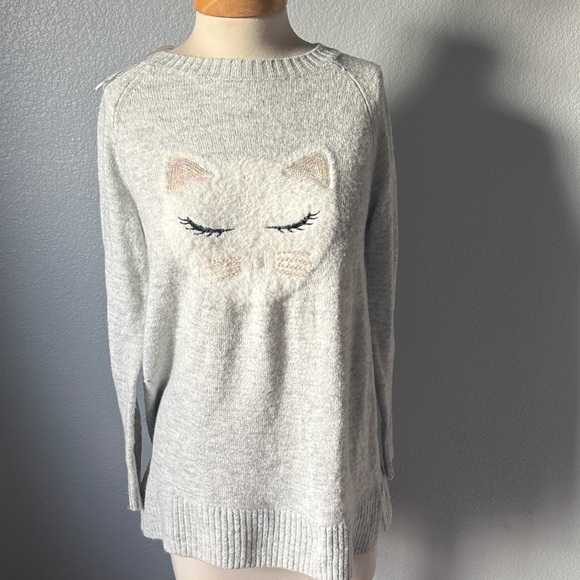 LC Lauren Conrad Sweaters - Cozy Gray Cat Face Sweater Lauren Conrad